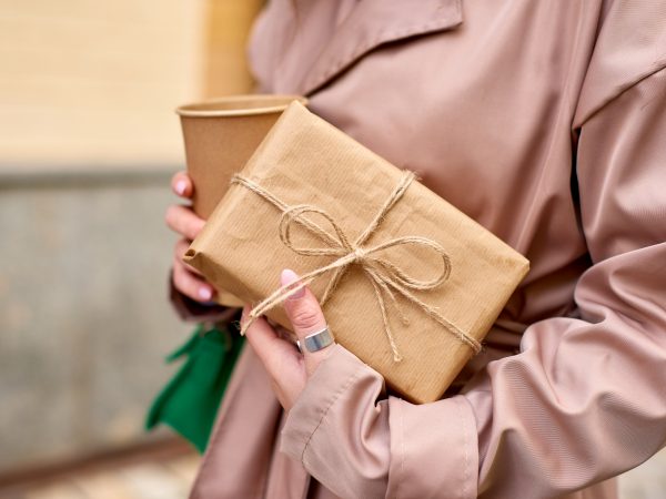 Thoughtful And Practical Gifts For New Parents